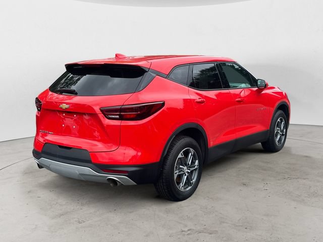 Used 2025 Chevrolet Blazer LT AWD/4WD image 5