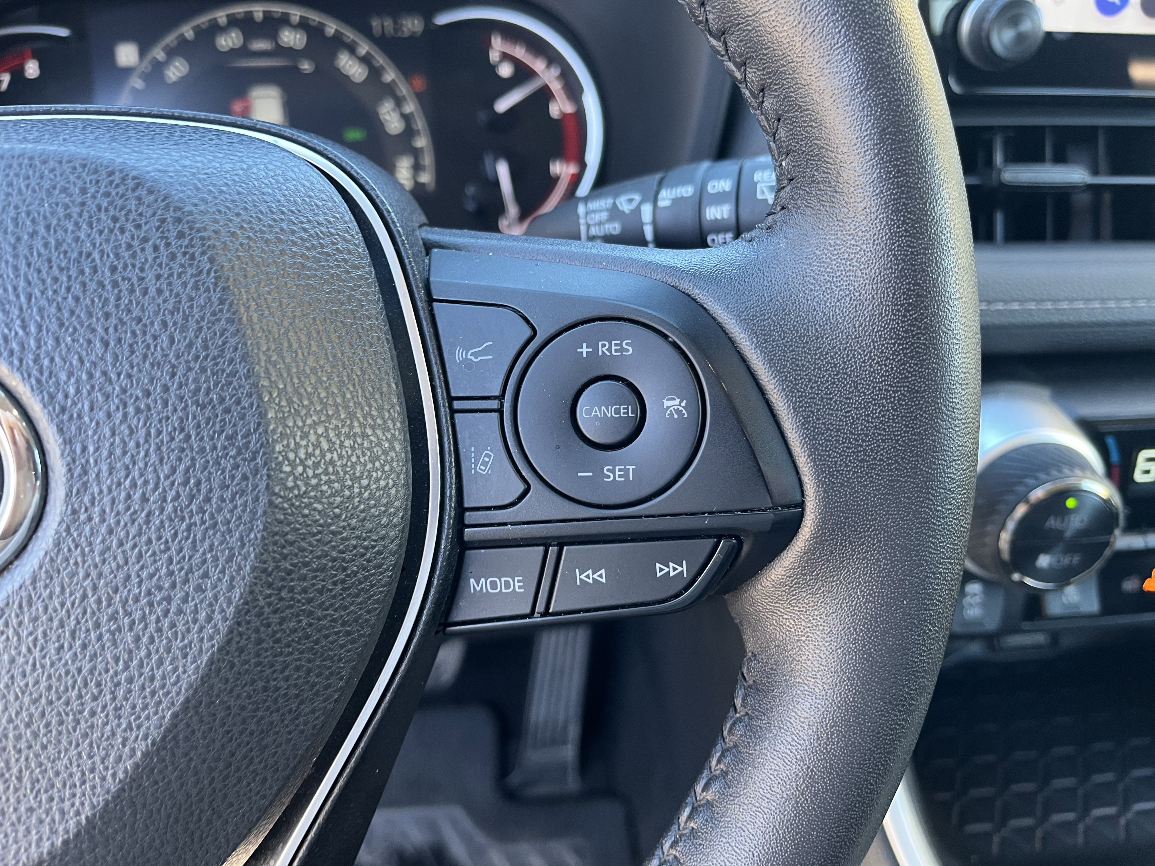 Used 2024 Toyota RAV4 XLE image 15