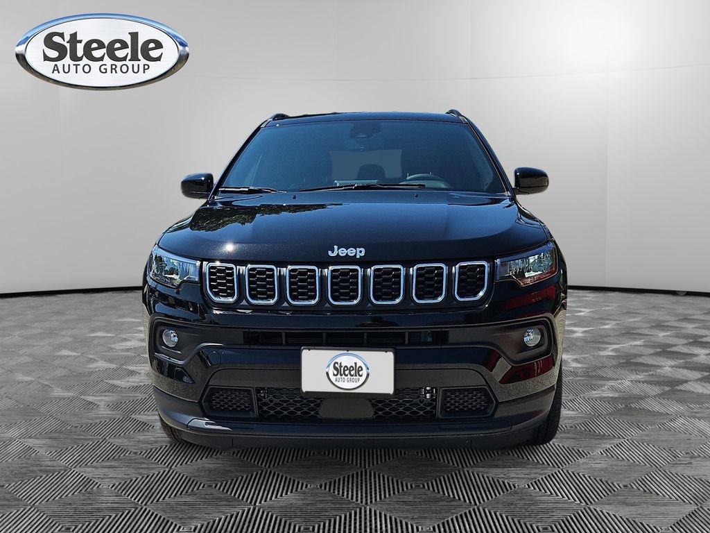 New 2025 Jeep Compass Latitude image 8