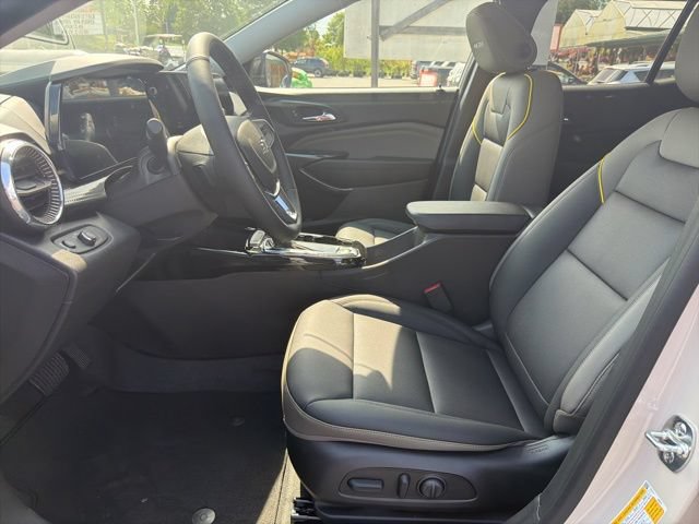 Used 2026 Chevrolet Trax ACTIV w/ Driver Confidence Package FWD image 21