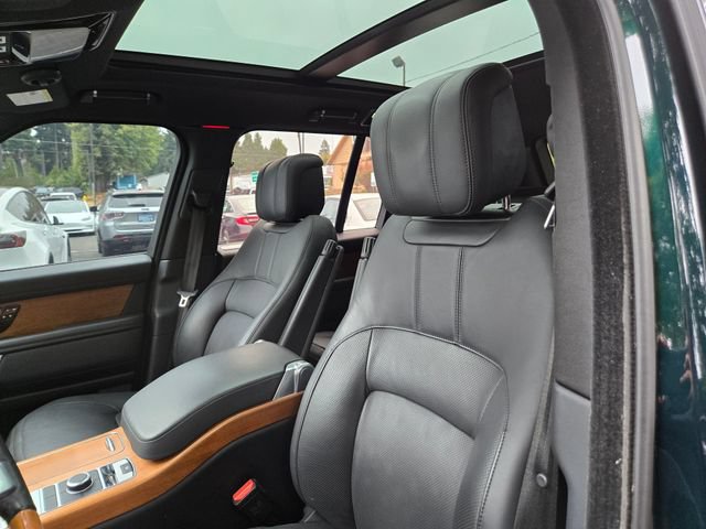 Used 2019 Land Rover Range Rover Supercharged AWD/4WD image 25