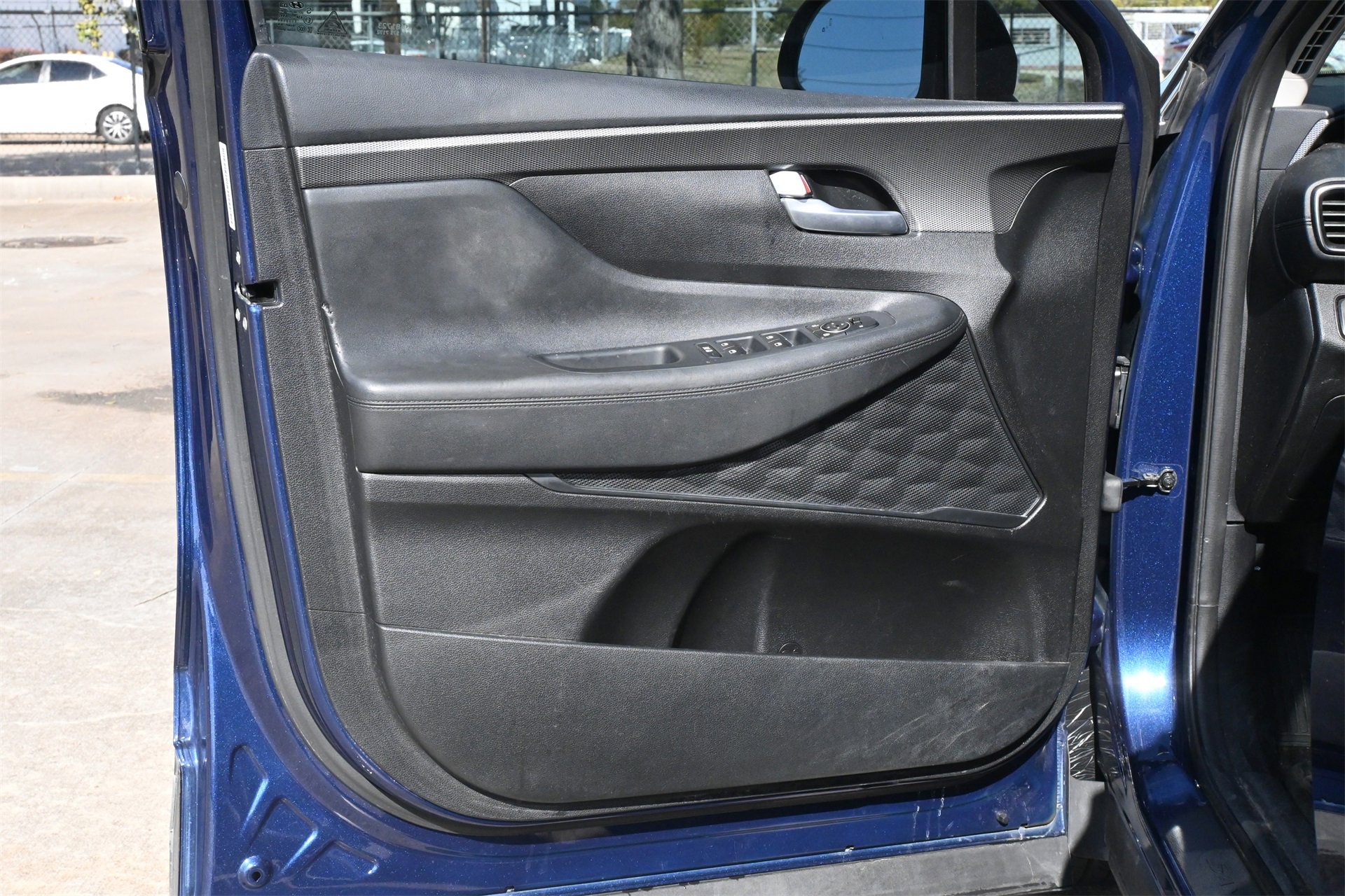 Used 2019 Hyundai Santa Fe SE image 17