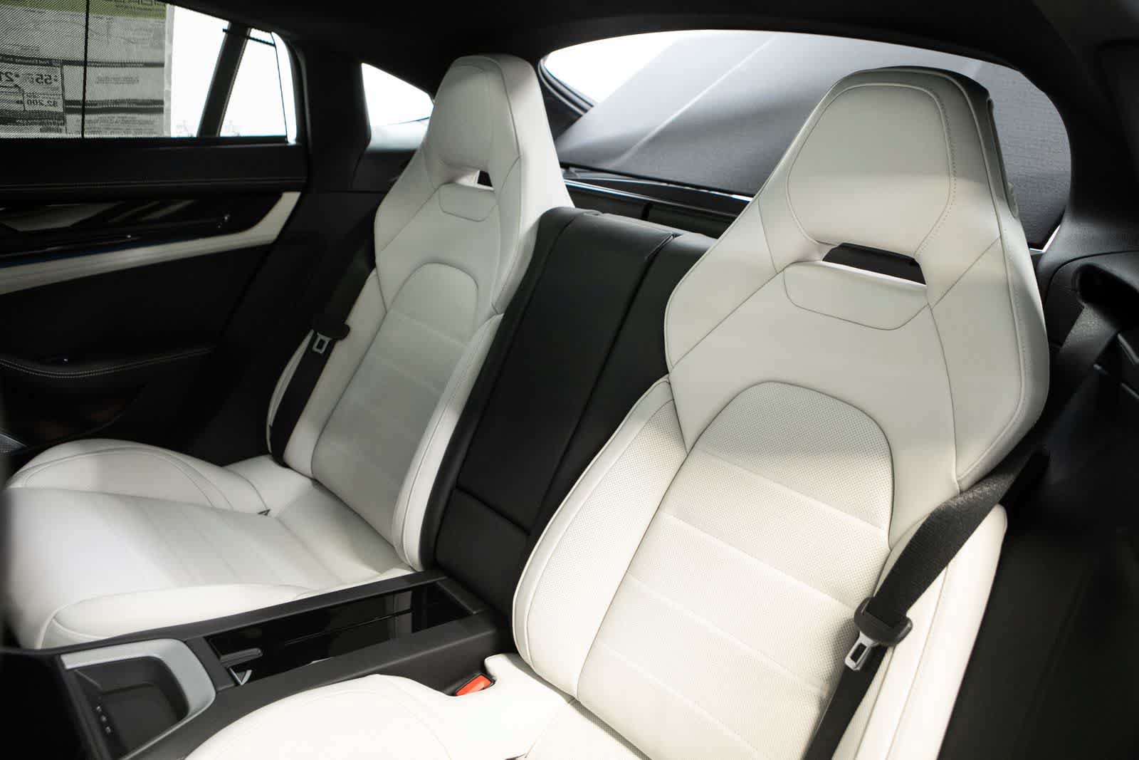 New 2026 Porsche Panamera 4 AWD/4WD image 33