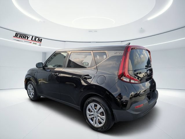 Used 2020 Kia Soul LX FWD image 5