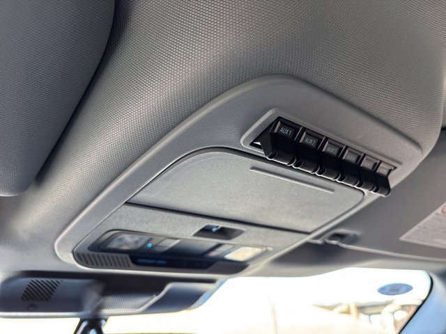 Used 2025 Ford F250 XLT w/ 360-Degree Camera Package image 33