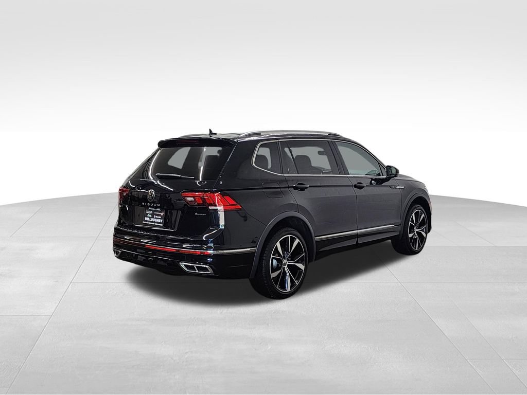 Used 2022 Volkswagen Tiguan SEL R-Line AWD/4WD image 9