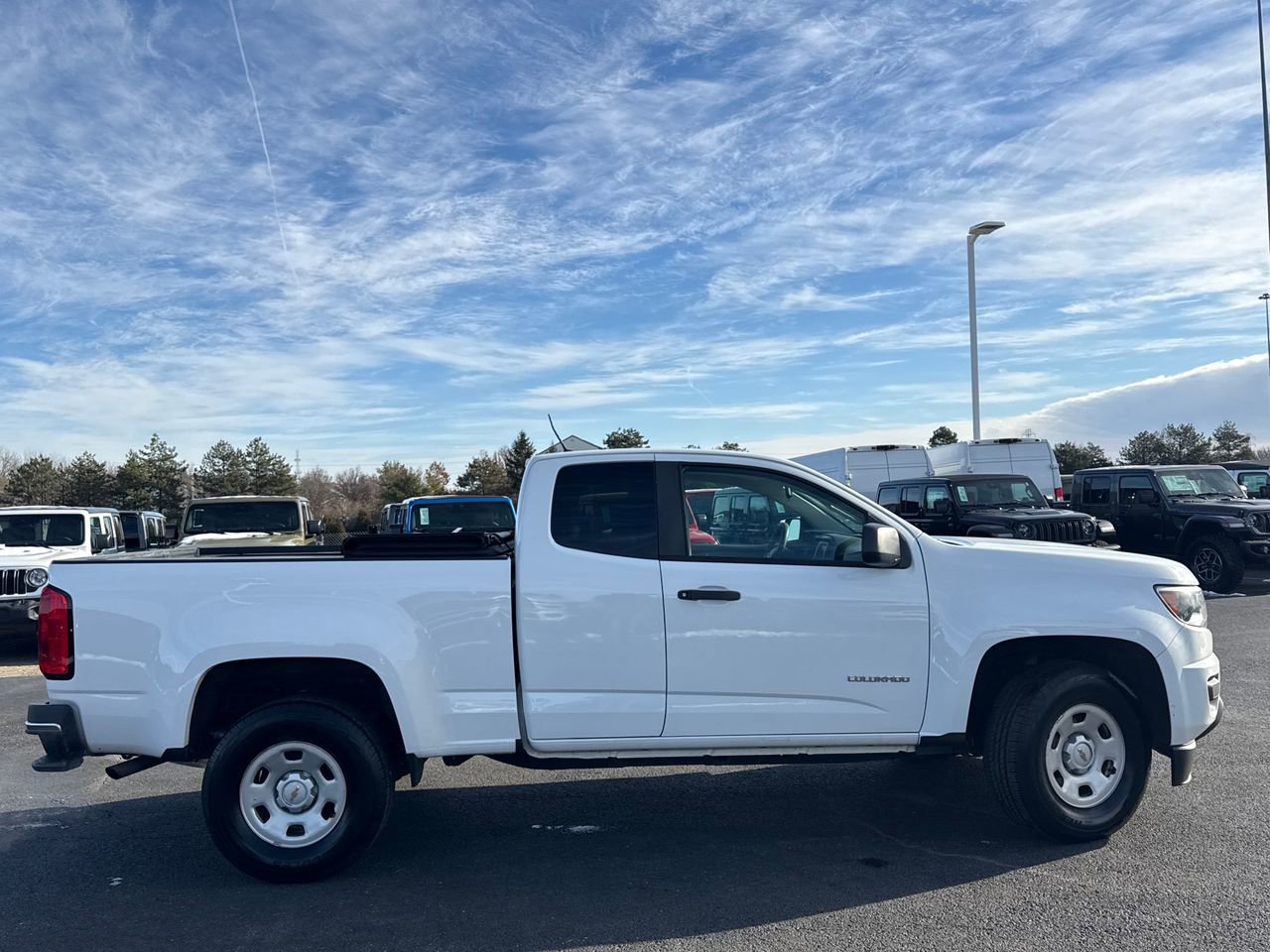Used 2018 Chevrolet Colorado W/T image 2