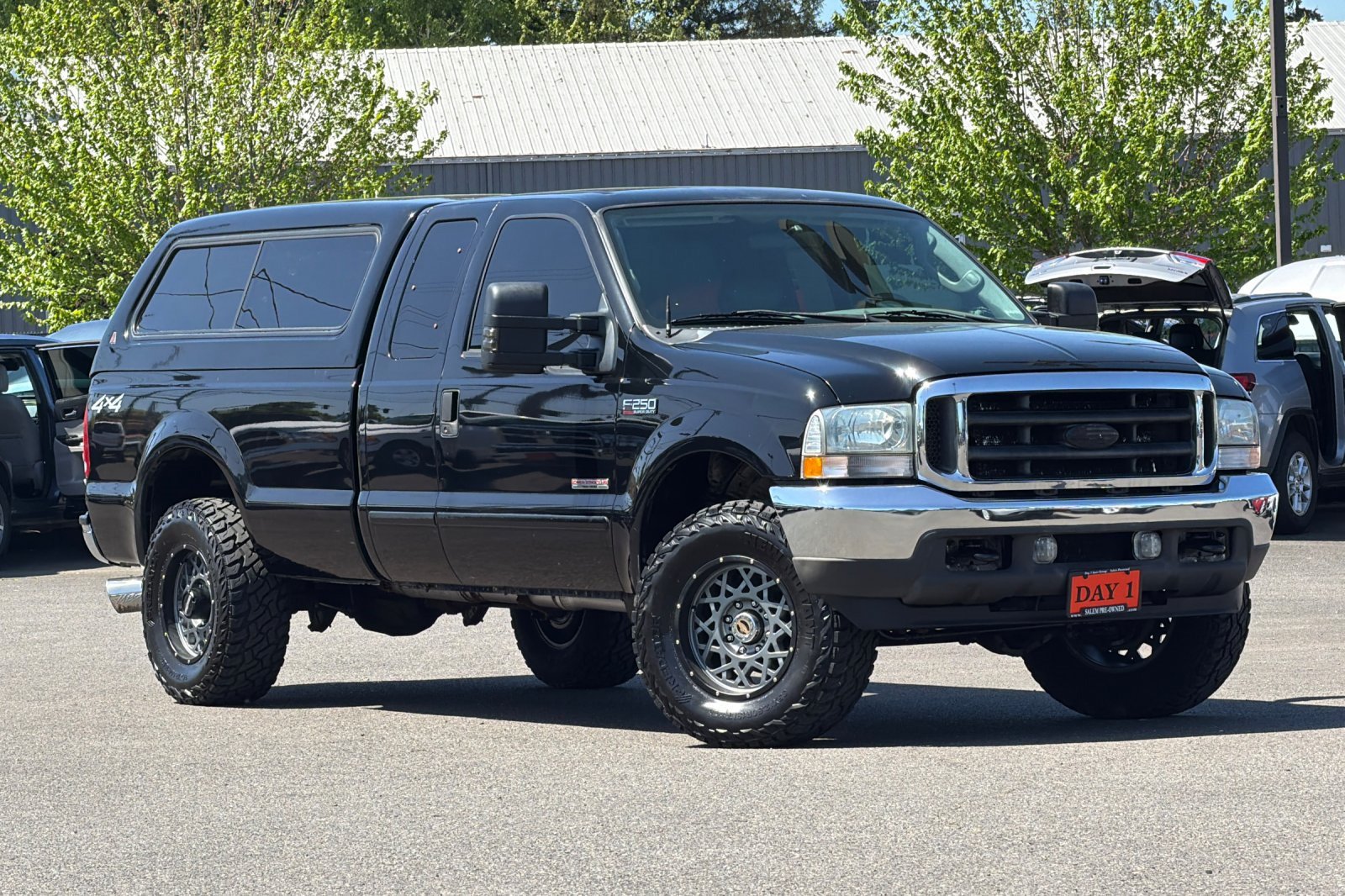 Used 2004 Ford F250 Lariat AWD/4WD image 2