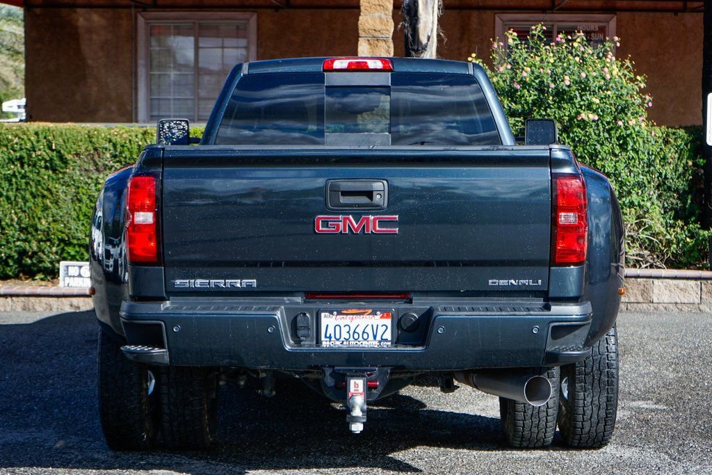 Used 2019 GMC Sierra 3500 Denali w/ Duramax Plus Package image 7