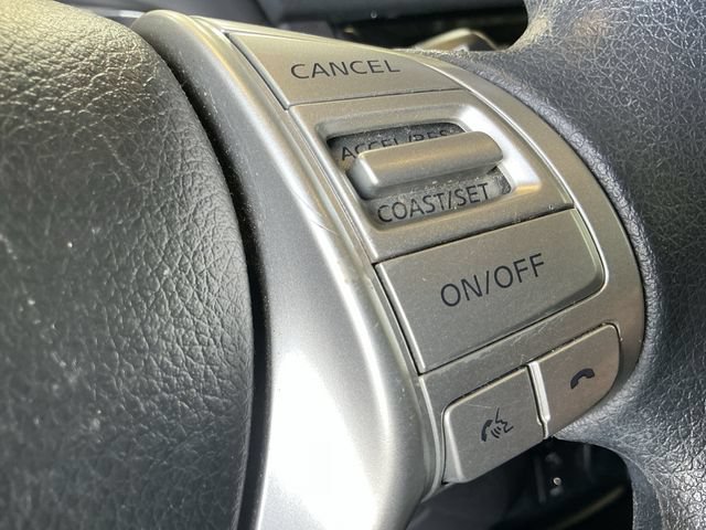 Used 2015 Nissan Rogue SV FWD image 19