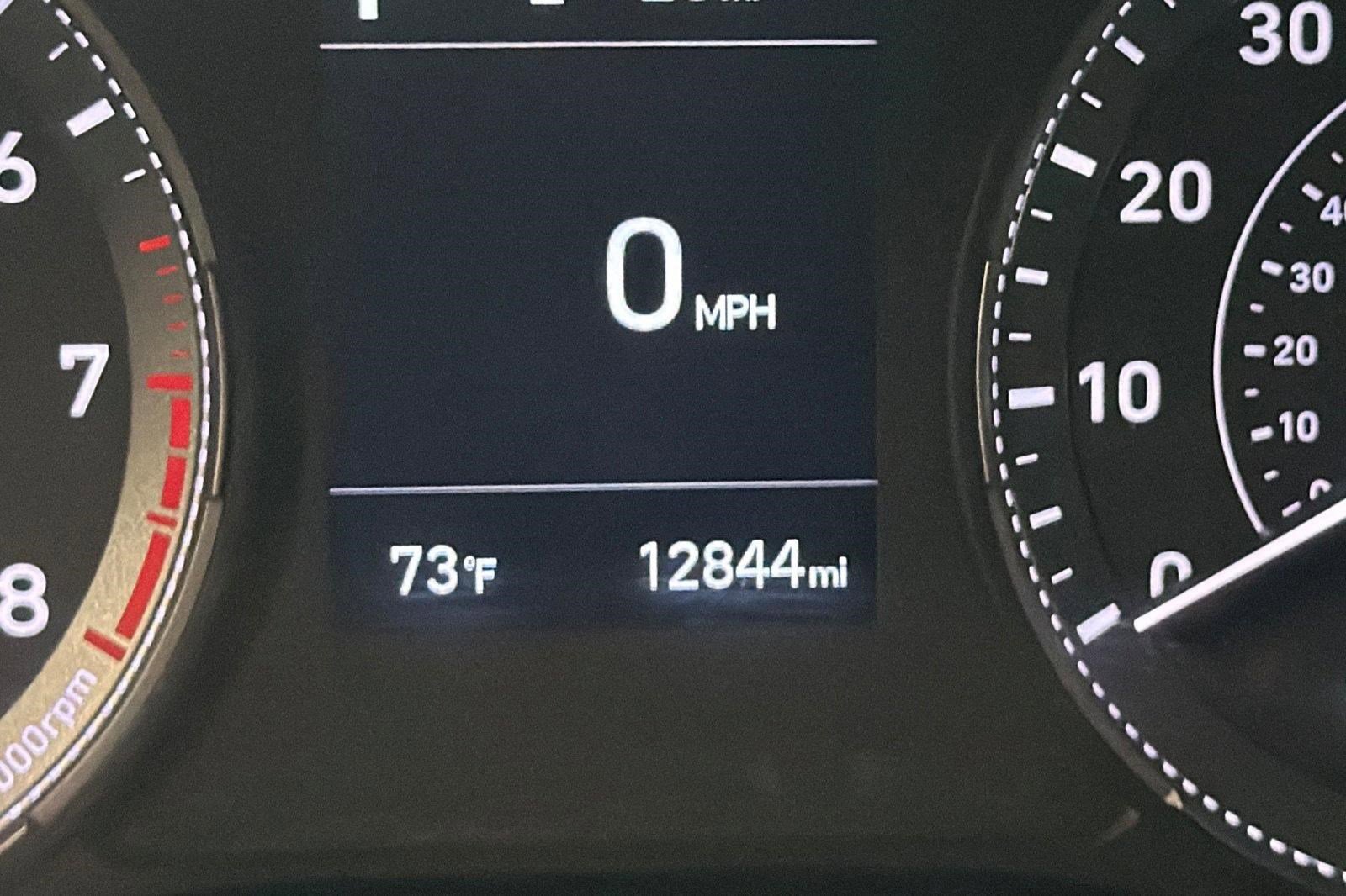 Used 2022 Hyundai Venue SEL image 19