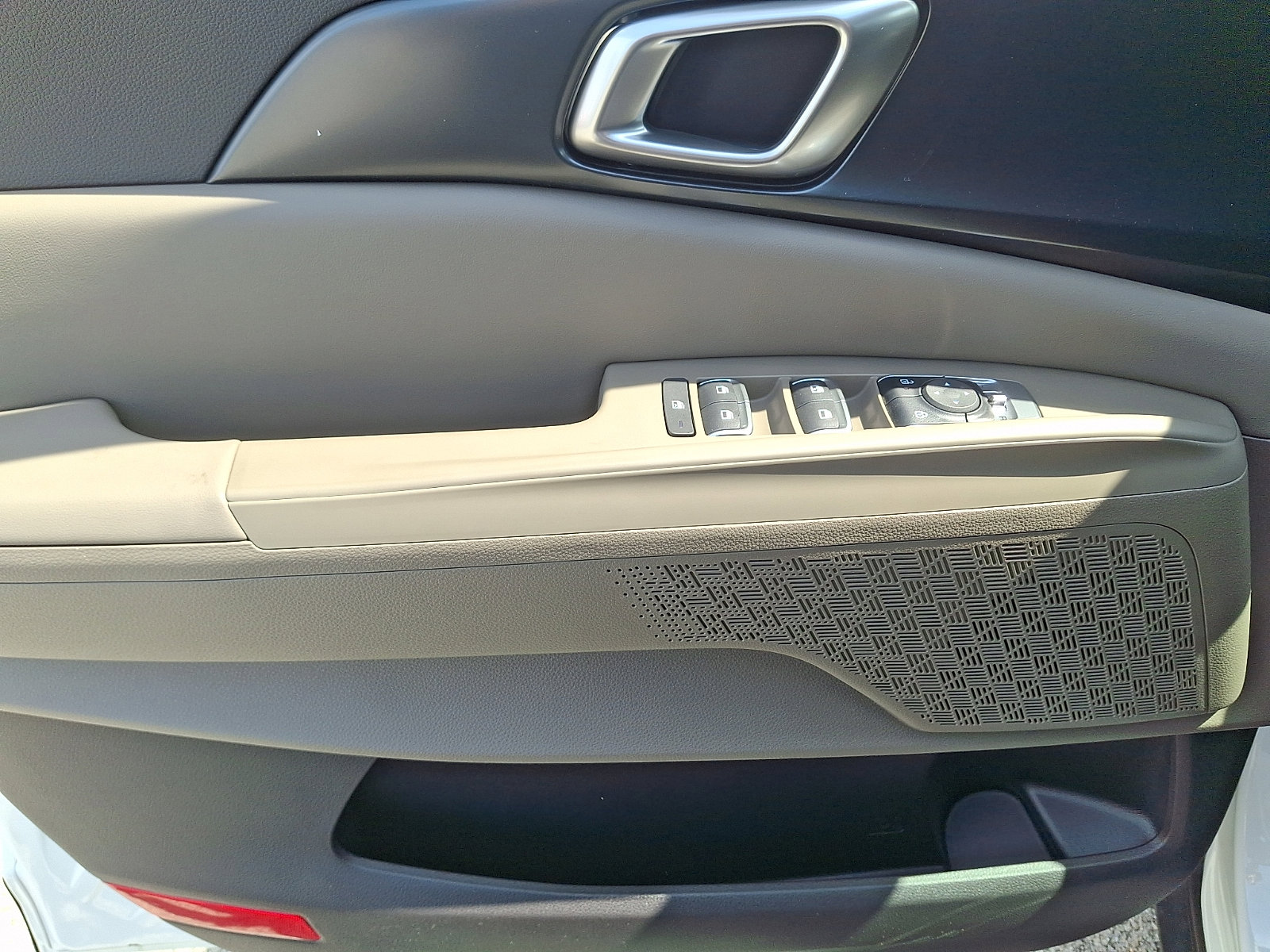 New 2026 Kia Carnival LX image 14