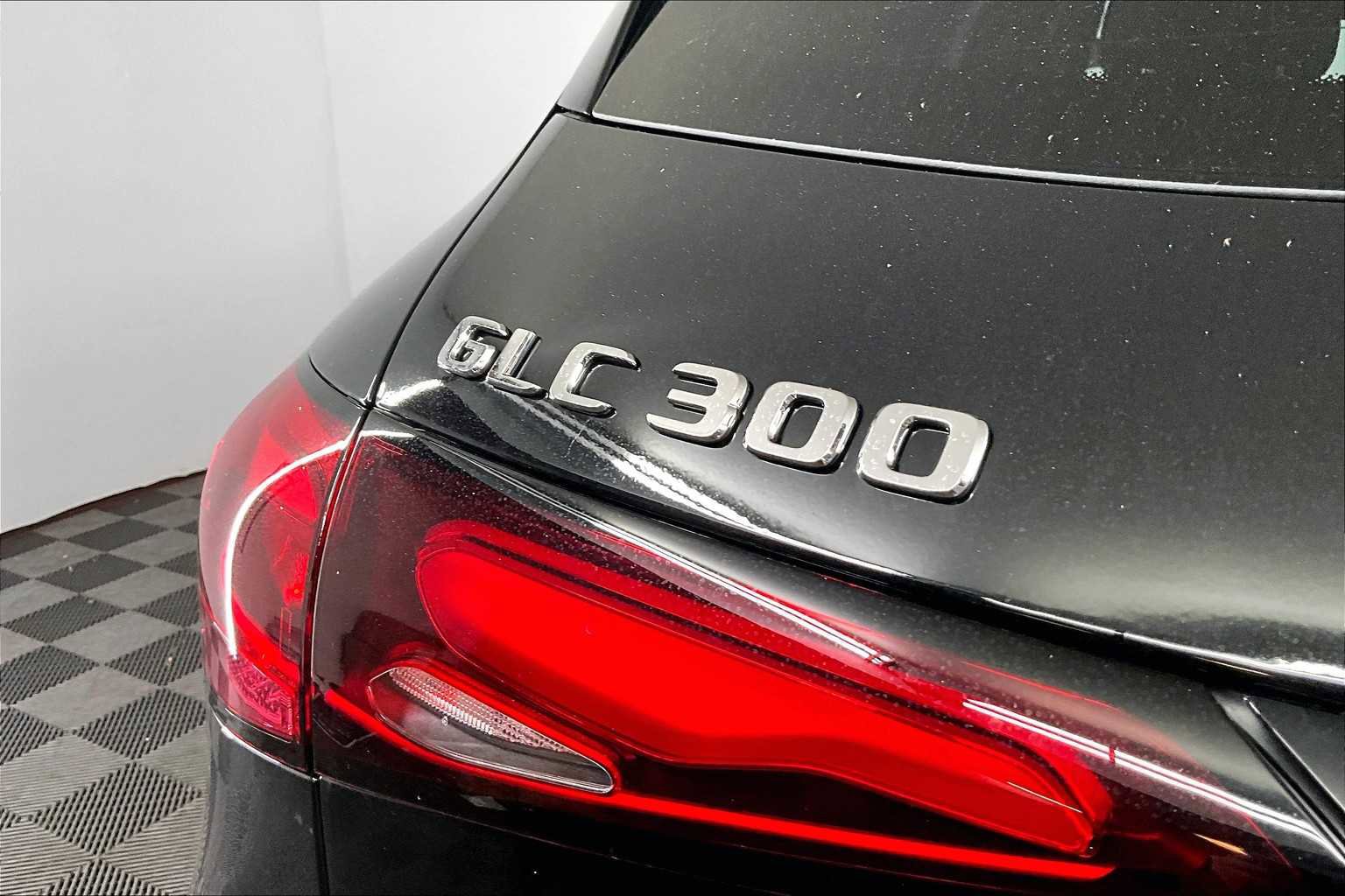 New 2026 Mercedes-Benz GLC 300 GLC 300 image 7