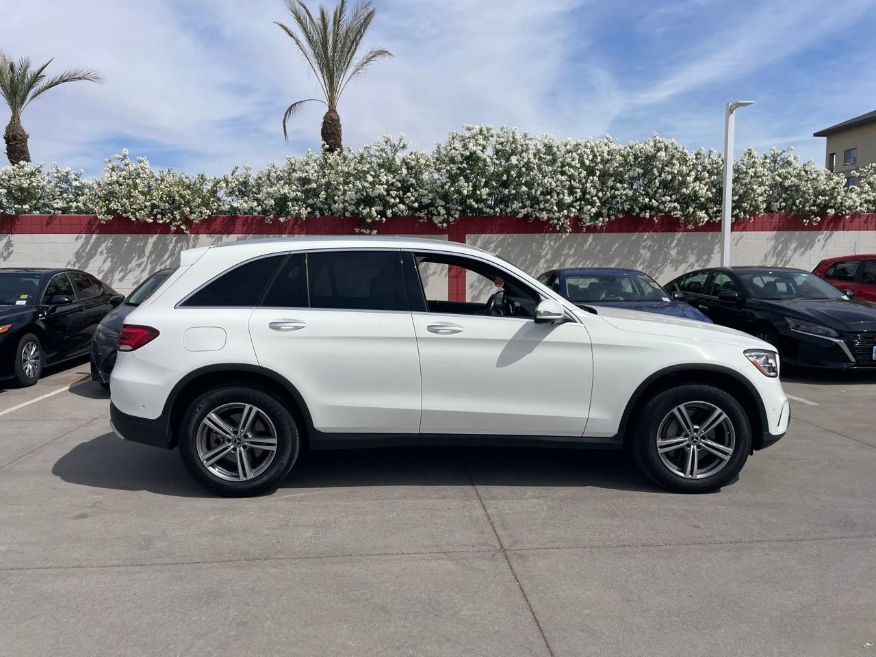 Used 2021 Mercedes-Benz GLC 300 image 3