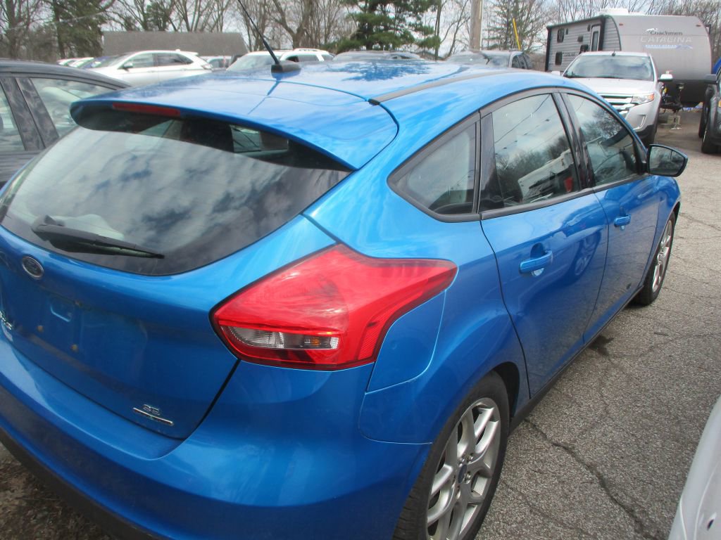 Used 2015 Ford Focus SE w/ Equipment Group 201A image 6