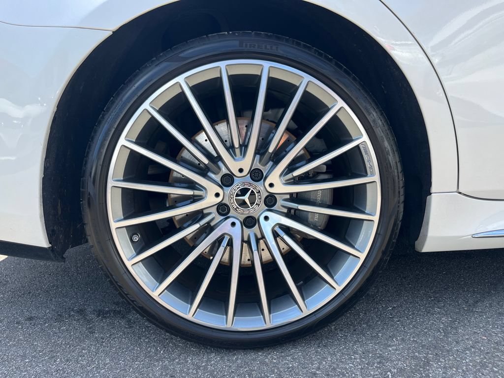 Used 2022 Mercedes-Benz S 500 4MATIC w/ AMG Line Package image 15