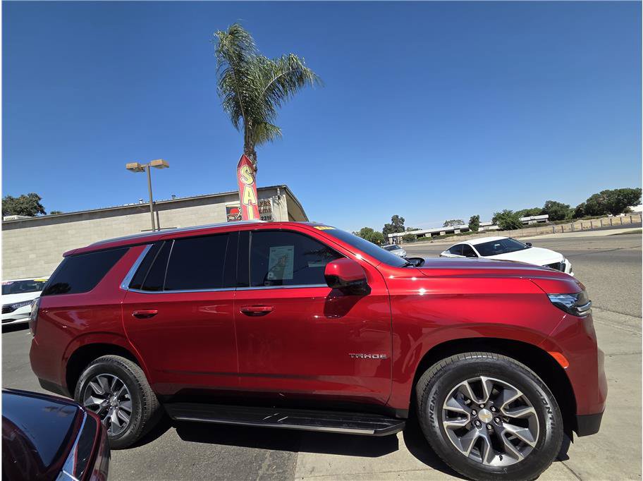 Used 2023 Chevrolet Tahoe LS AWD/4WD image 4