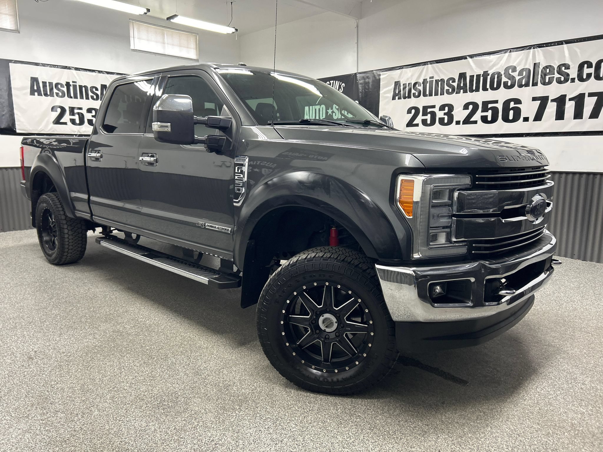 Used 2017 Ford F250 Lariat w/ Lariat Ultimate Package