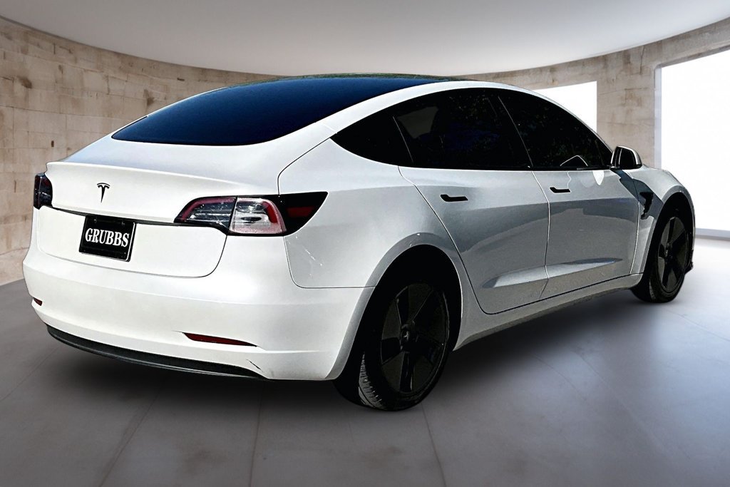 Used 2023 Tesla Model 3 Standard Range RWD image 2