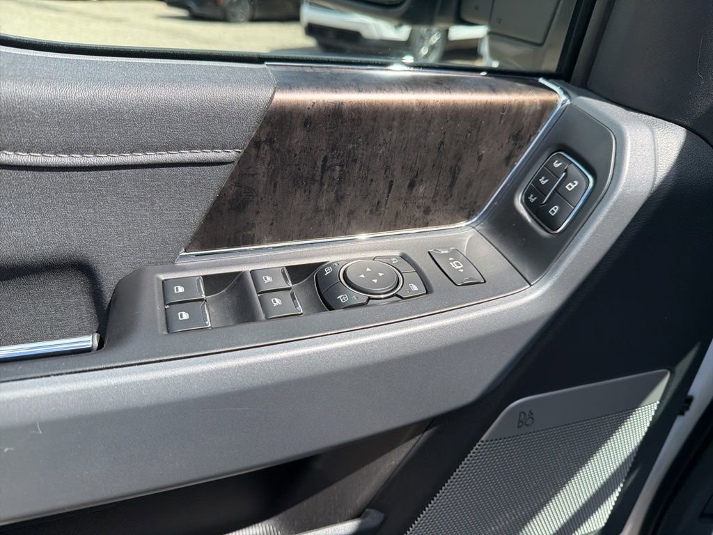 Used 2024 Ford F250 Lariat w/ Lariat Ultimate Package AWD/4WD image 13