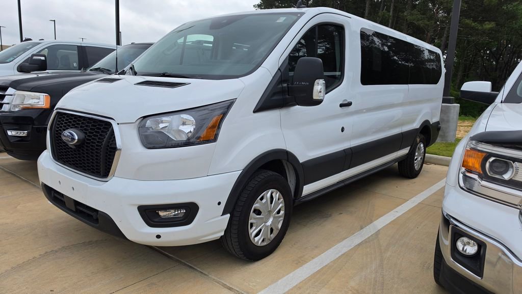 Used 2024 Ford Transit 350 XLT image 2