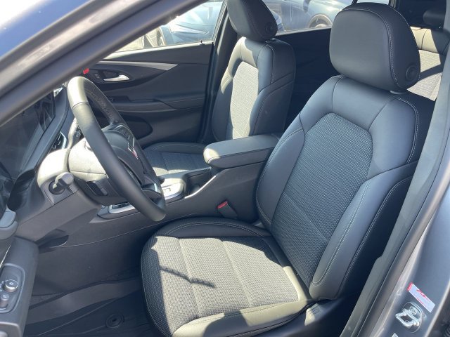 New 2026 Buick Envista Sport Touring w/ Convenience I Package FWD image 11