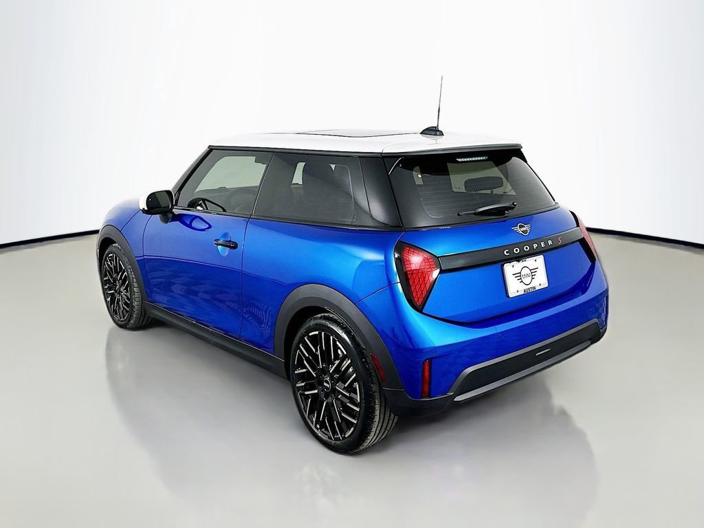 Certified 2025 MINI Cooper S image 7