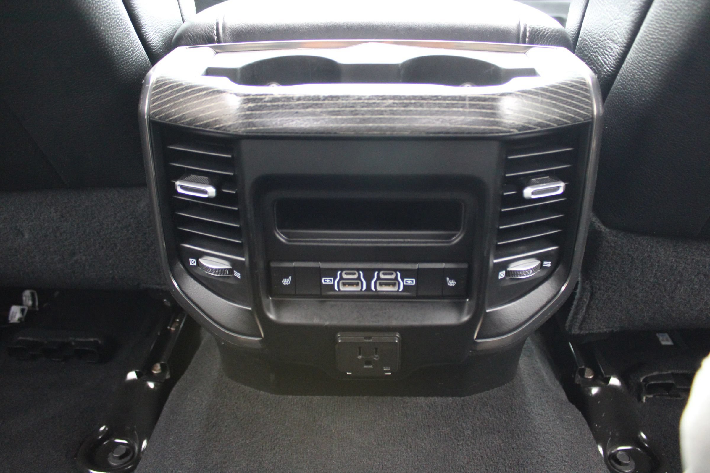 Used 2021 RAM 2500 Limited AWD/4WD image 20