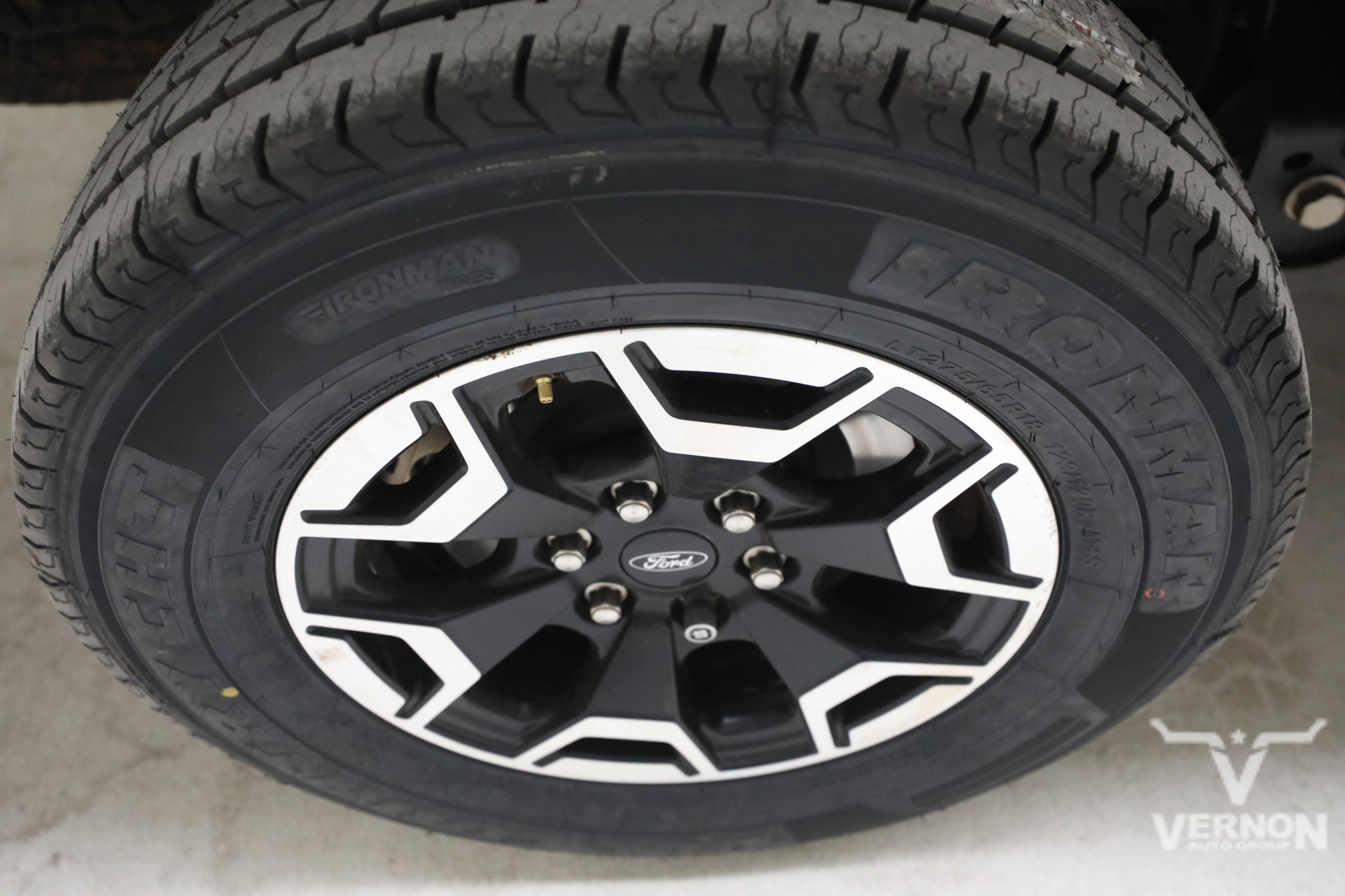 Used 2023 Ford F150 Lightning Pro AWD/4WD image 32