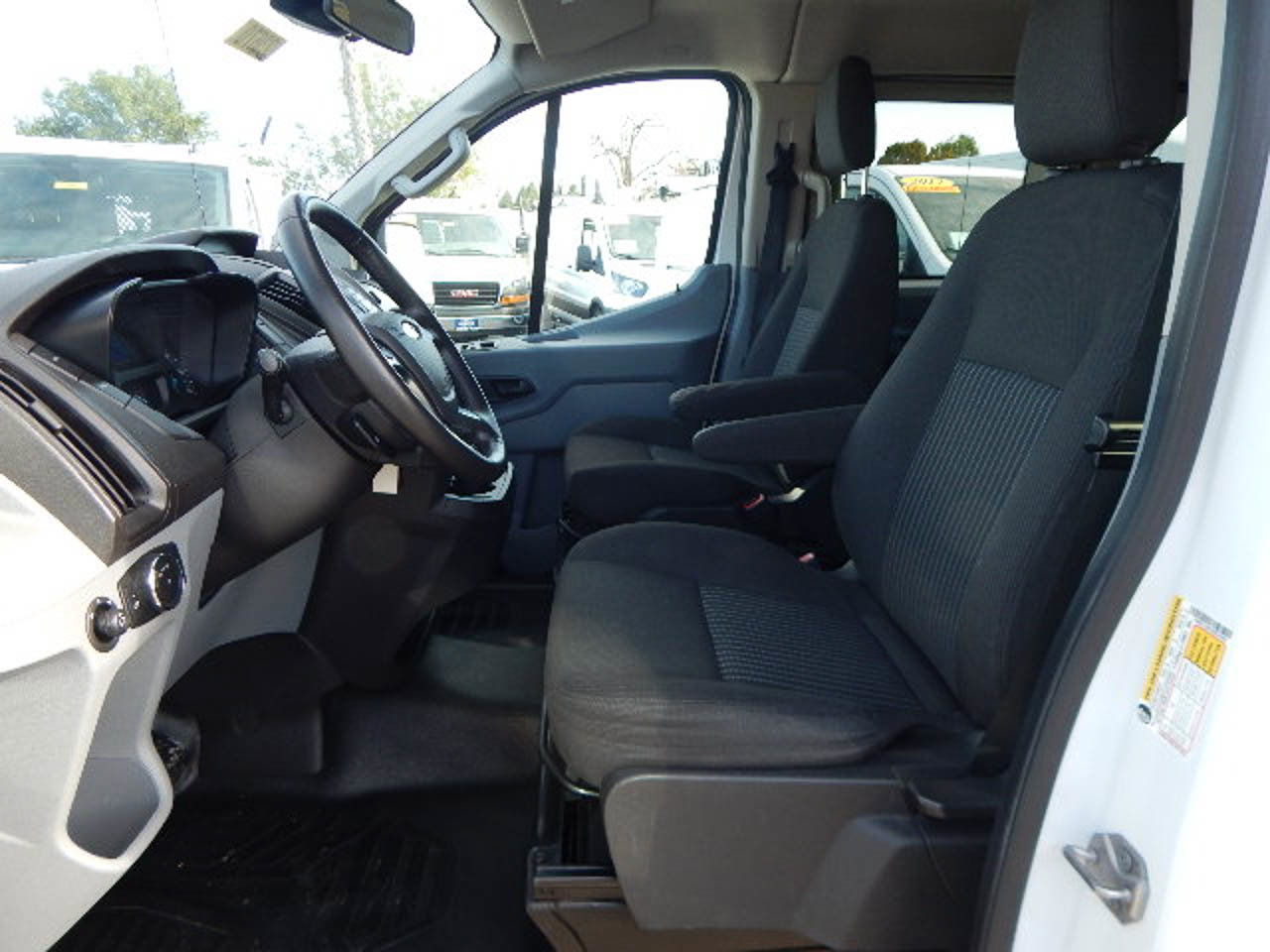 Used 2016 Ford Transit 150 XL image 14