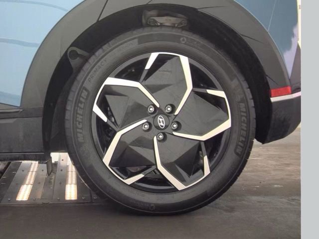 Used 2024 Hyundai Ioniq 5 SEL RWD image 18