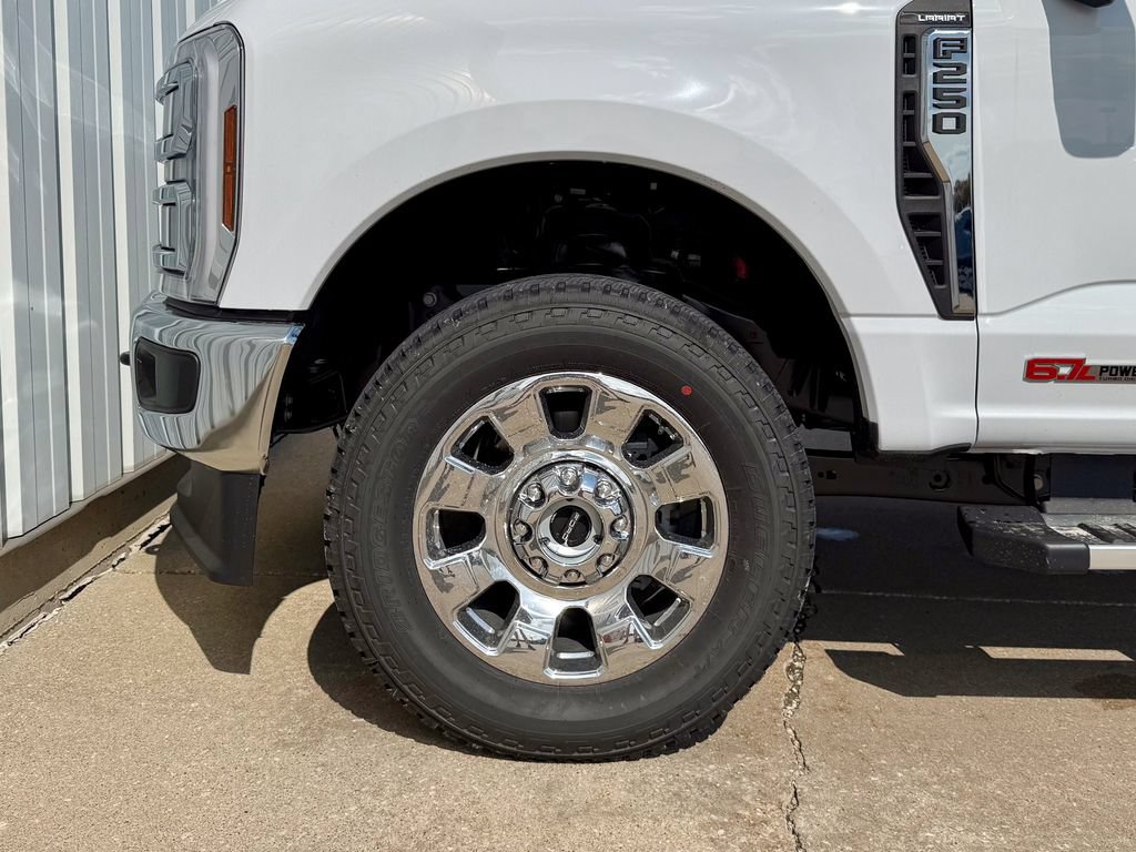 New 2026 Ford F250 Lariat w/ Chrome Package AWD/4WD image 35