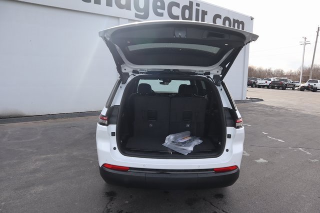 New 2025 Jeep Grand Cherokee L Limited image 27