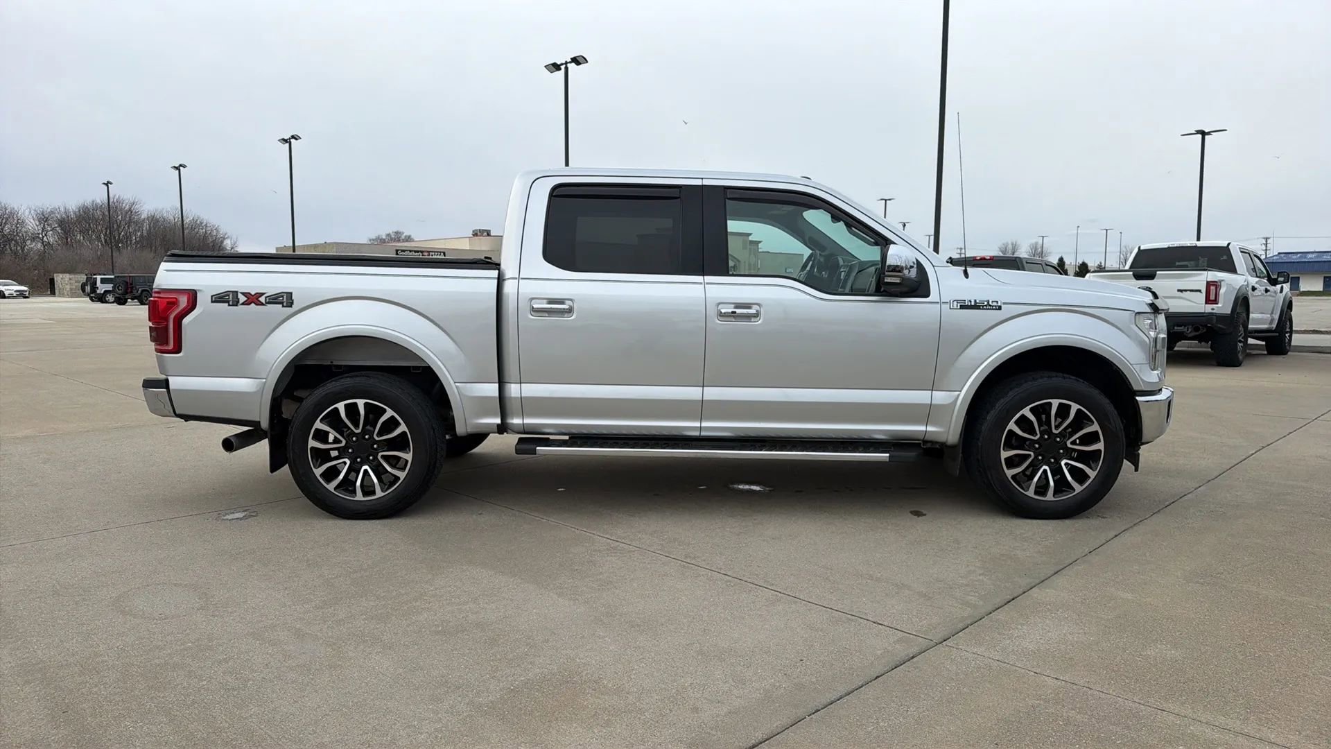 Used 2017 Ford F150 Lariat w/ Equipment Group 502A Luxury image 26