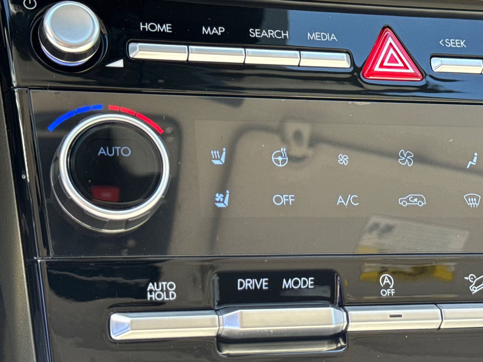 New 2025 Hyundai Santa Fe Calligraphy image 25