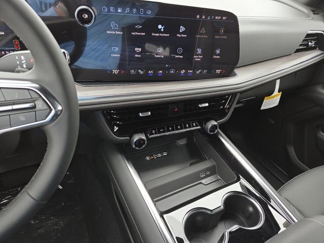 New 2025 Chevrolet Suburban Premier image 39