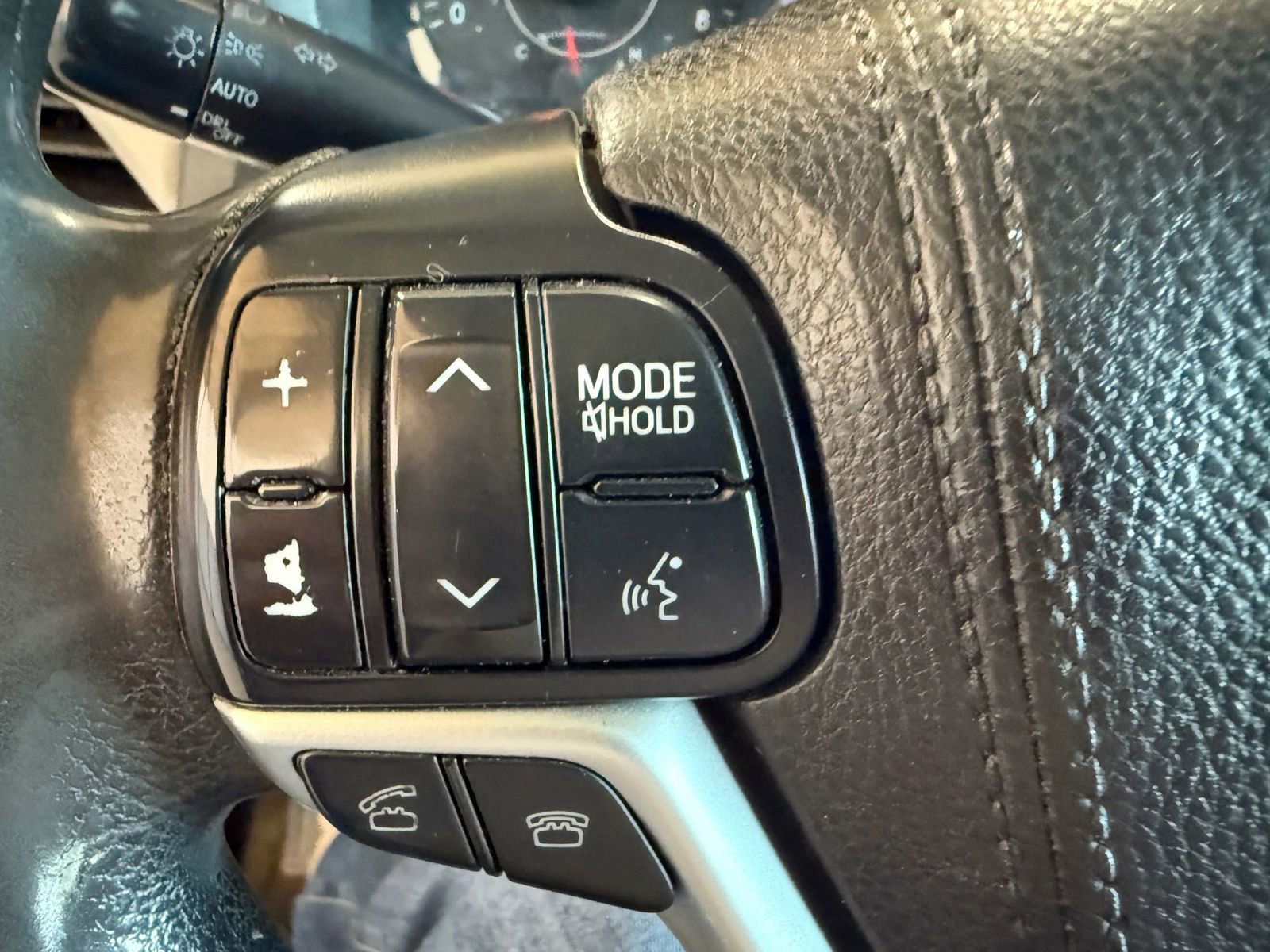 Used 2015 Toyota Sienna LE image 20