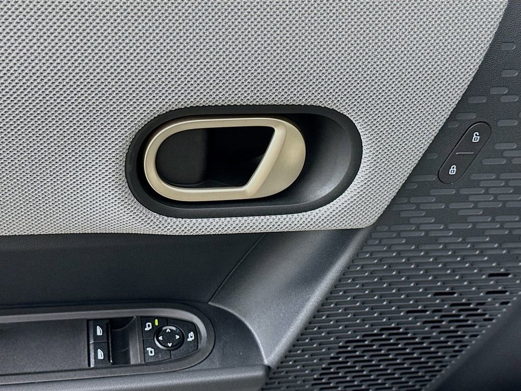 Certified 2025 MINI Cooper S image 19