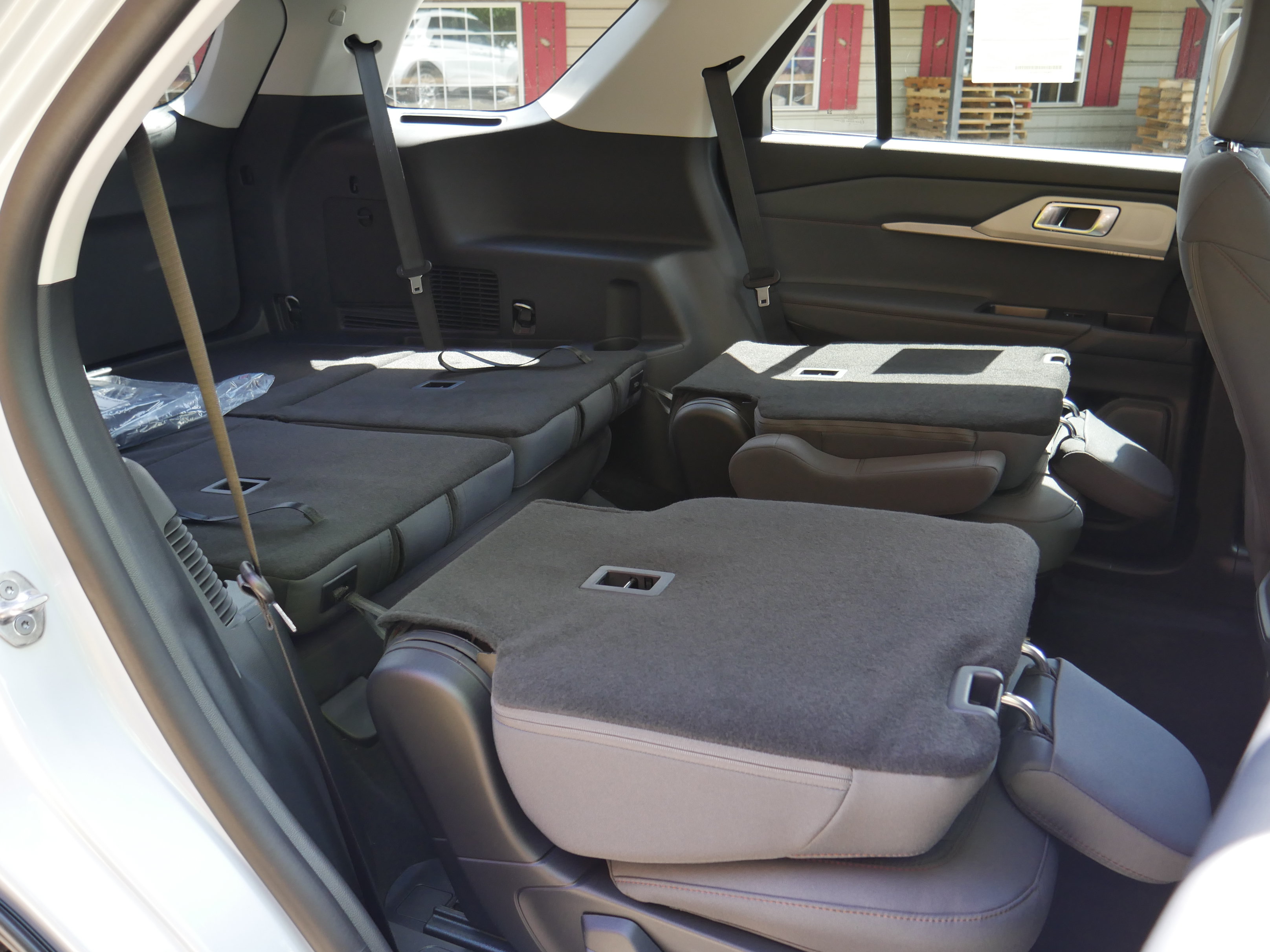 New 2026 Ford Explorer Active AWD/4WD image 29