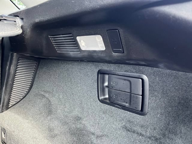 Used 2018 Lexus RX 450h AWD w/ Luxury Package image 11