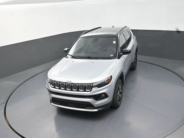 Used 2024 Jeep Compass Limited AWD/4WD image 14