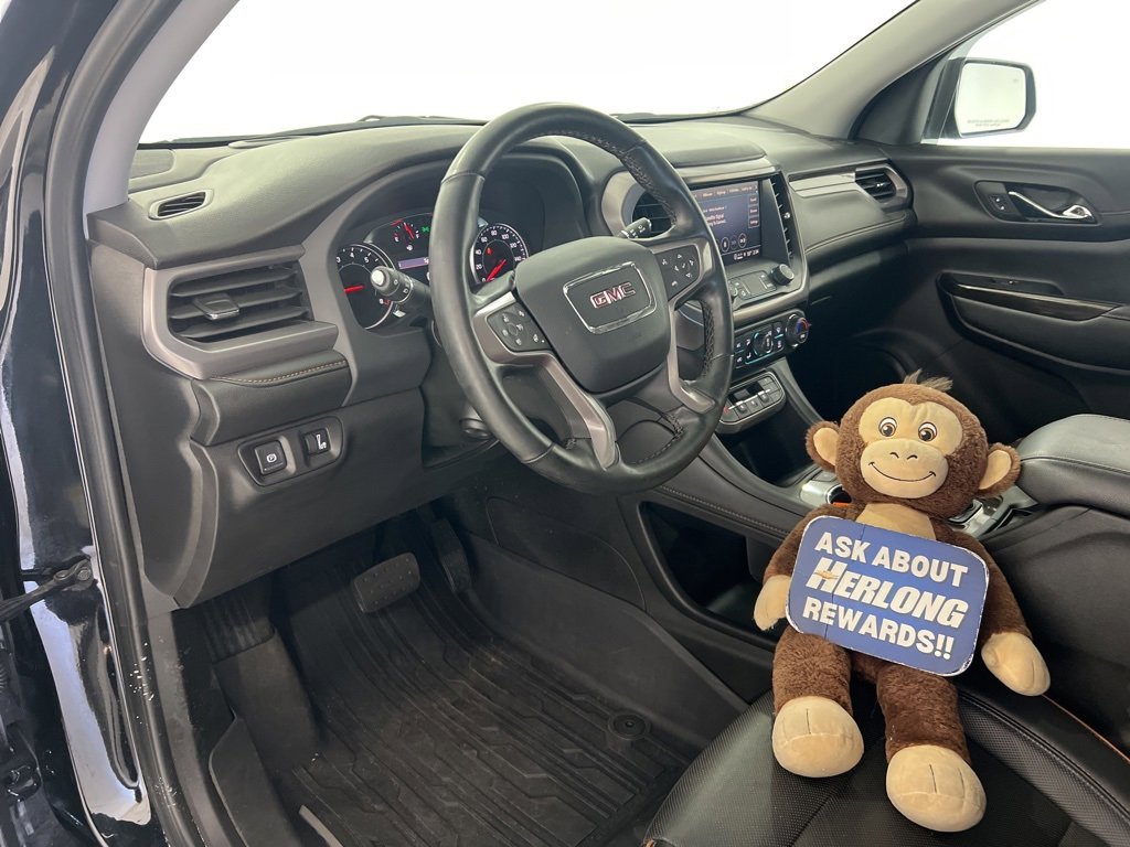 Used 2023 GMC Acadia AT4 w/ Preferred Package image 9