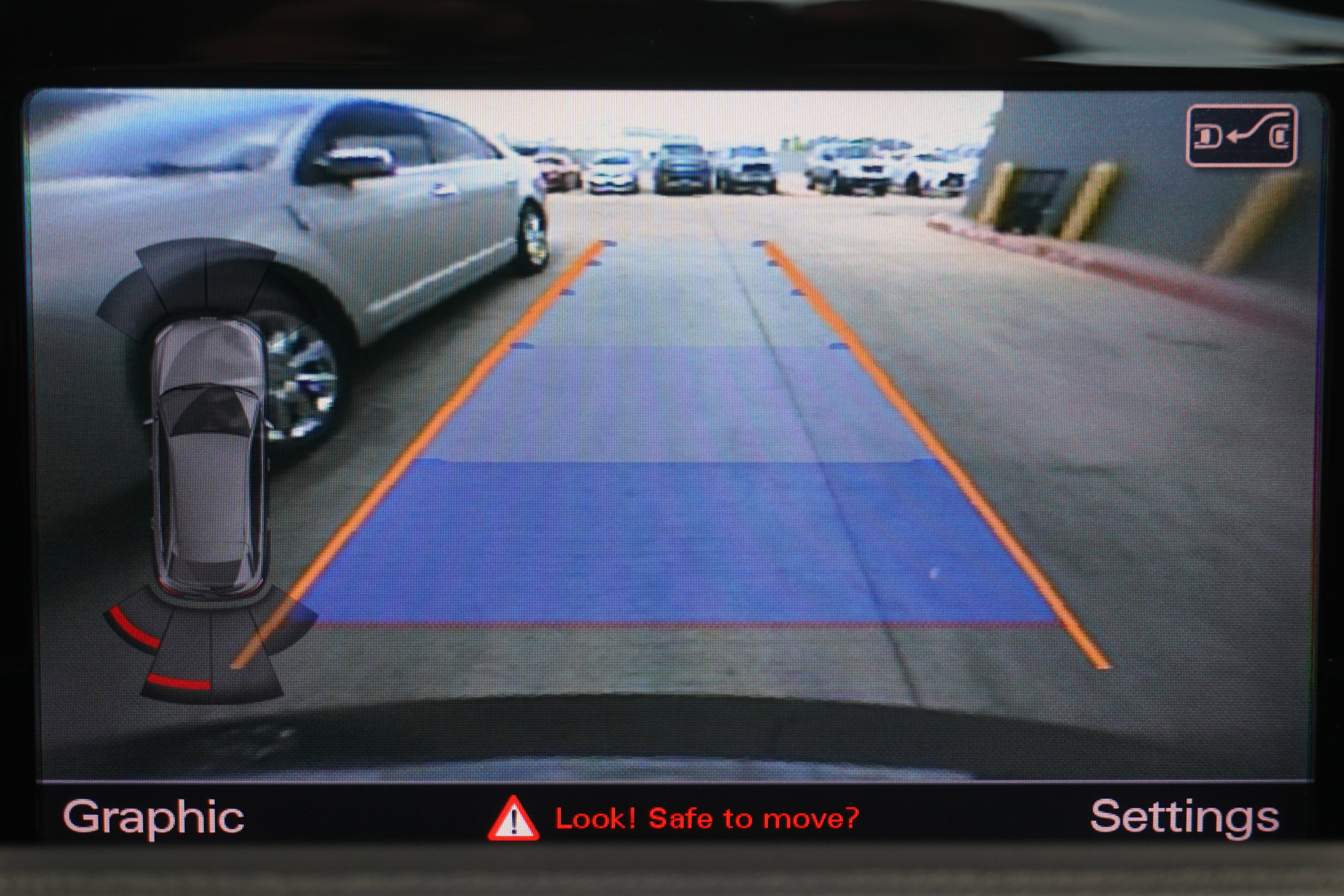 Used 2018 Audi Q3 2.0T Premium Plus w/ Premium Plus Package image 19