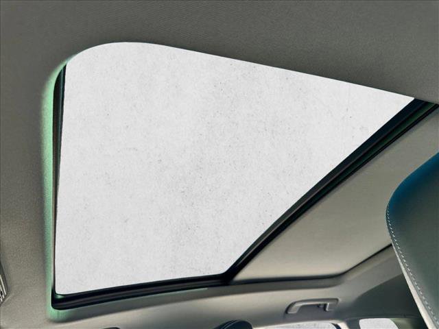 Used 2022 Audi Q4 e-tron Prestige image 13