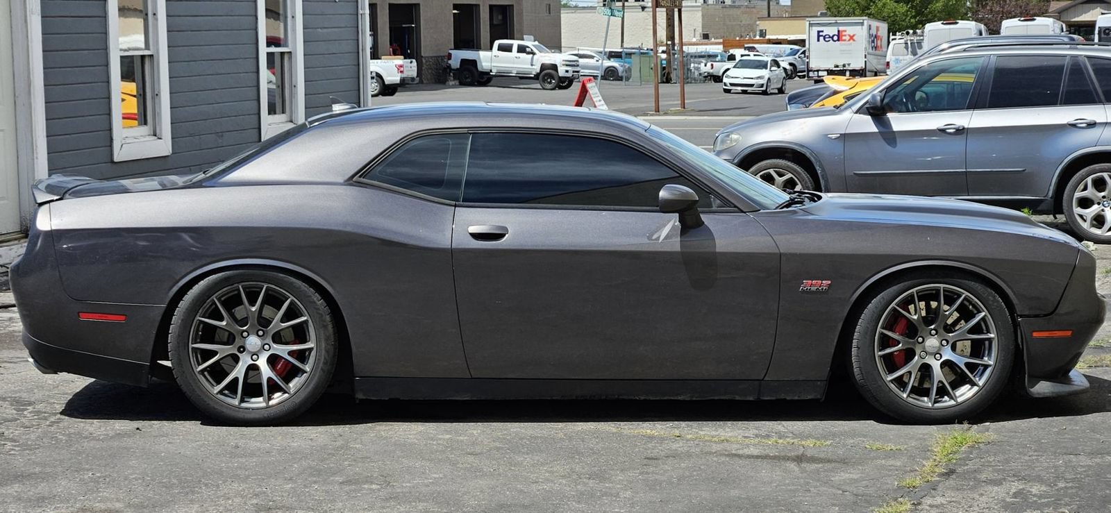 Used 2016 Dodge Challenger SRT w/ Technology Group RWD image 6