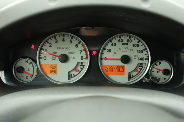 Used 2011 Nissan Xterra PRO-4X w/ Pro-4x Leather Pkg AWD/4WD image 10