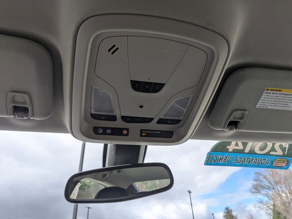 Used 2014 Chevrolet Impala LT w/ Convenience Package image 24