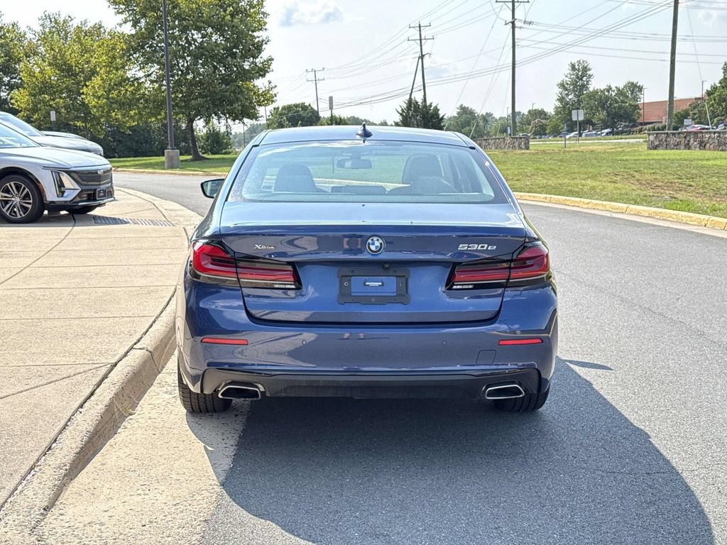 Used 2022 BMW 530e xDrive w/ Premium Package AWD/4WD image 24