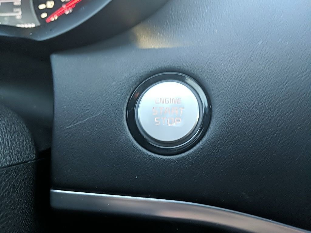 Used 2018 Kia Stinger GT2 image 22