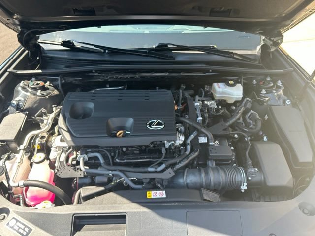 Used 2022 Lexus ES 300h F Sport w/ Accessory Package 2 FWD image 9